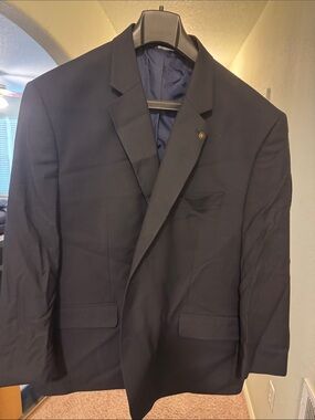 Men's Classic Navy Single-Breasted Blazer